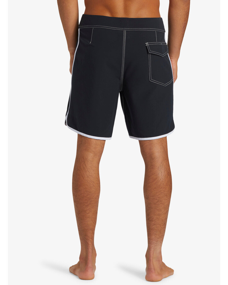 Quiksilver Originalūs šukutės 18 Colių šortai - Juodi