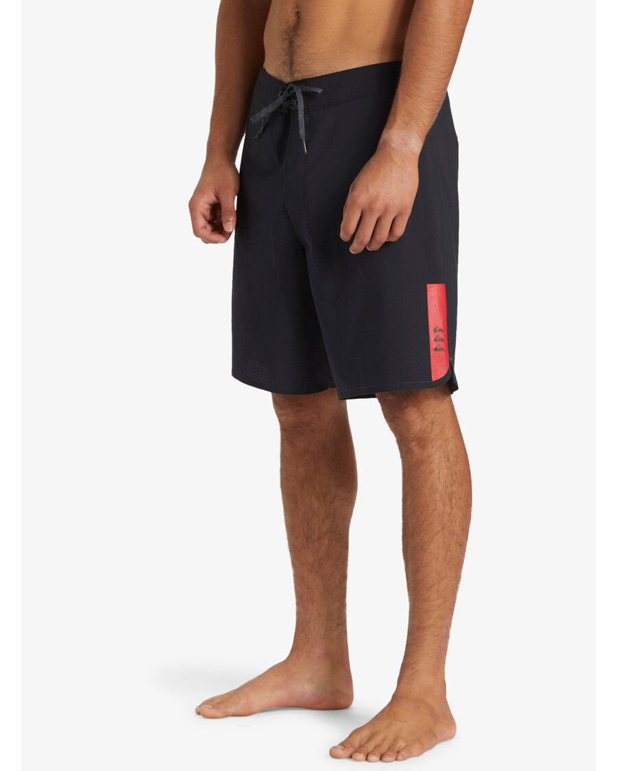 куиксилвер хигхлине про сцаллоп 19" кратке хлаче - црне