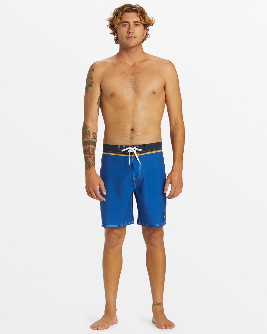 Quiksilver Originálna Rovná Noha Pevná 18" Boardshorts - Monaco Blue
