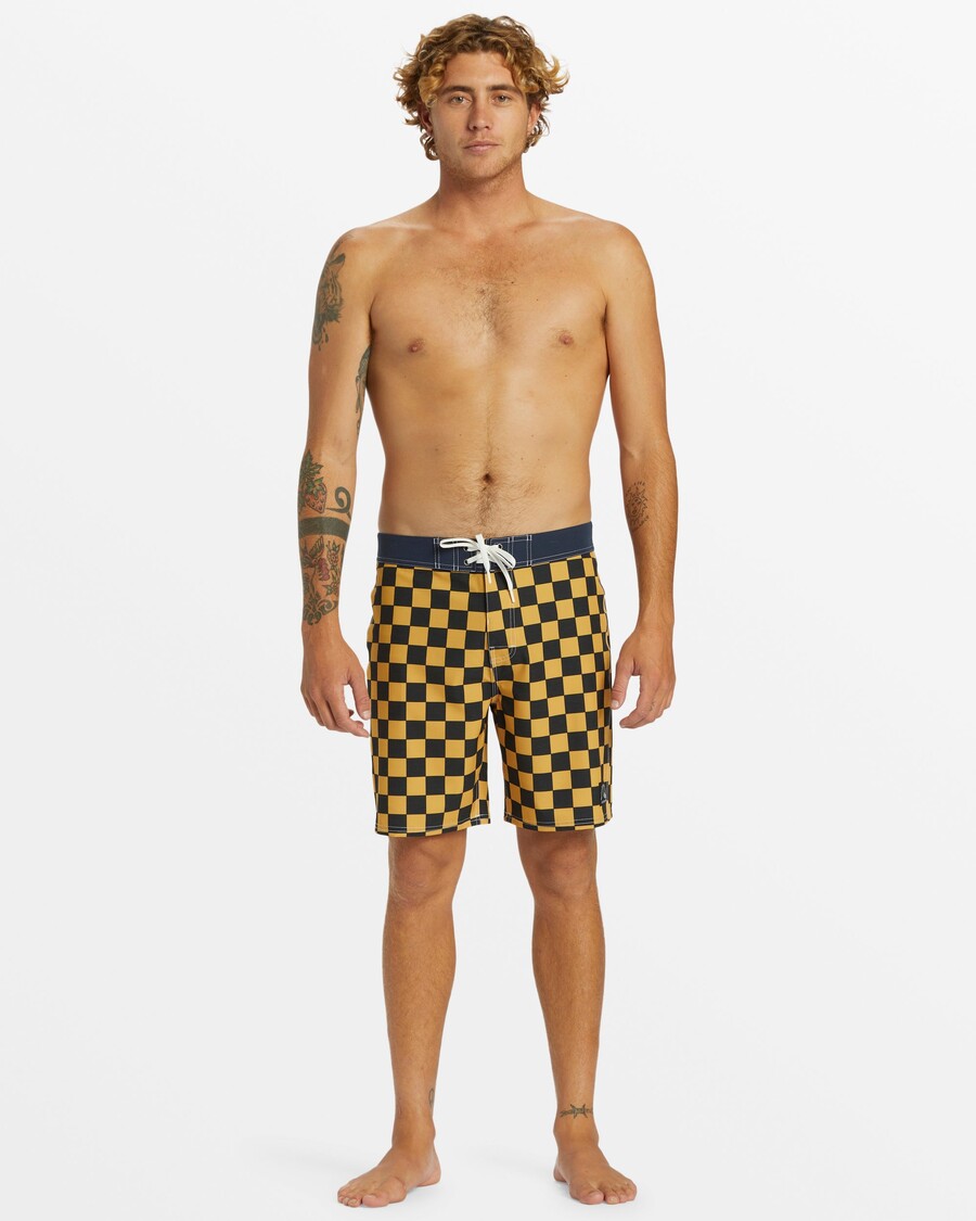 Quik Silver Original Straight Leg 18" Boardshorts - Mustard