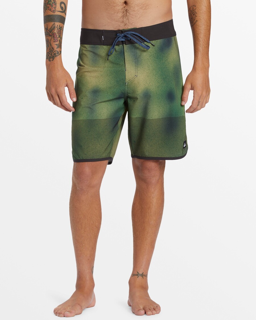 Quiksilver Highline Scallop 19" Boardshorts – Camo