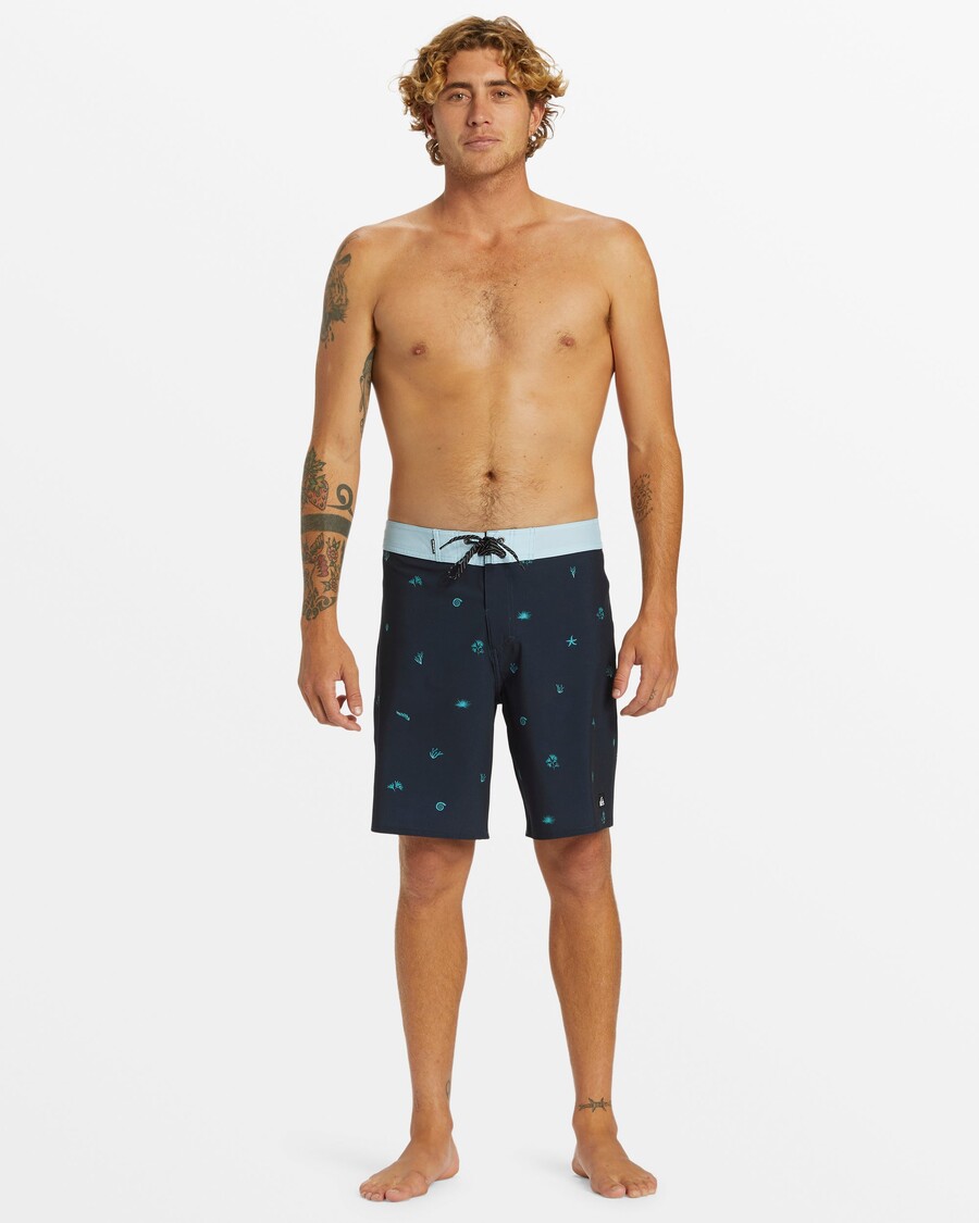 Quiksilver Surfsilk Tiesios Kojos 19 Colių šortai - Tamsiai Tamsiai Mėlyni