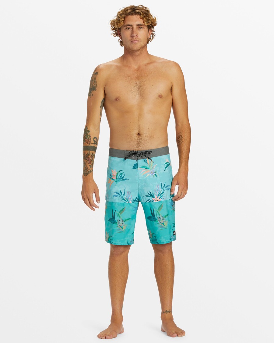 шорты Quiksilver Everyday Division 21" - капри