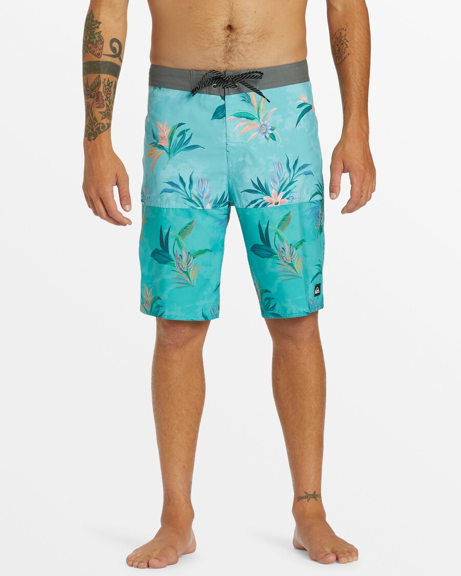 Quiksilver Daily Division 21" Boardšortky - Capri