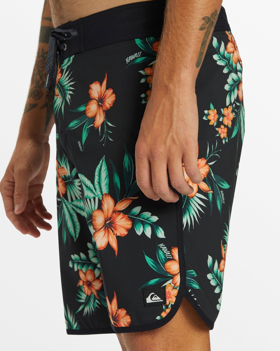Quik Silver Surfsilk HawaII Shoreline 19" Boardshorts - Black