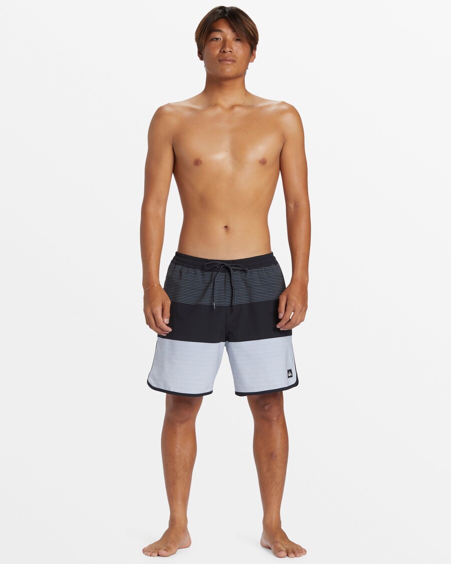 Quik Silver Surfsilk Tijuana 17" Swim Trunks - Black