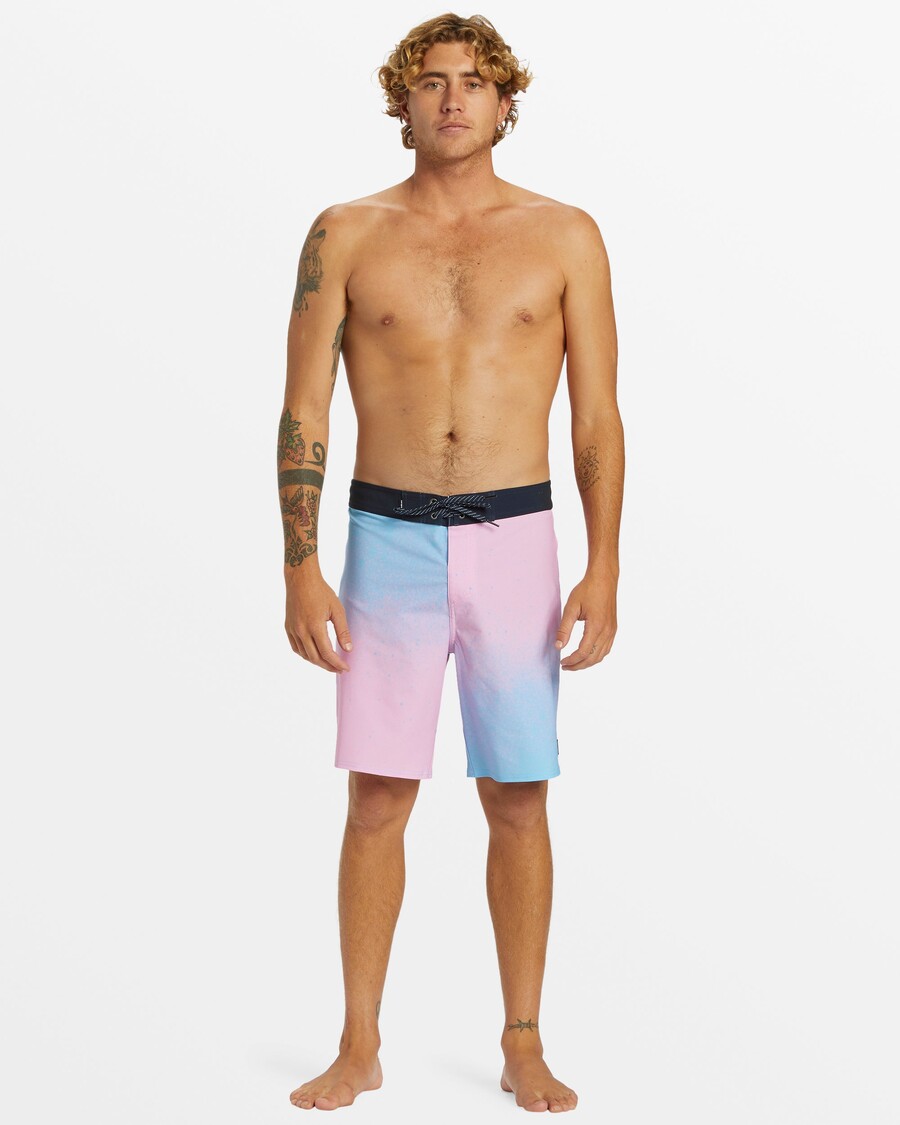 Quiksilver Surfsilk Straight Leg 19" Boardshorts - Prism Pink