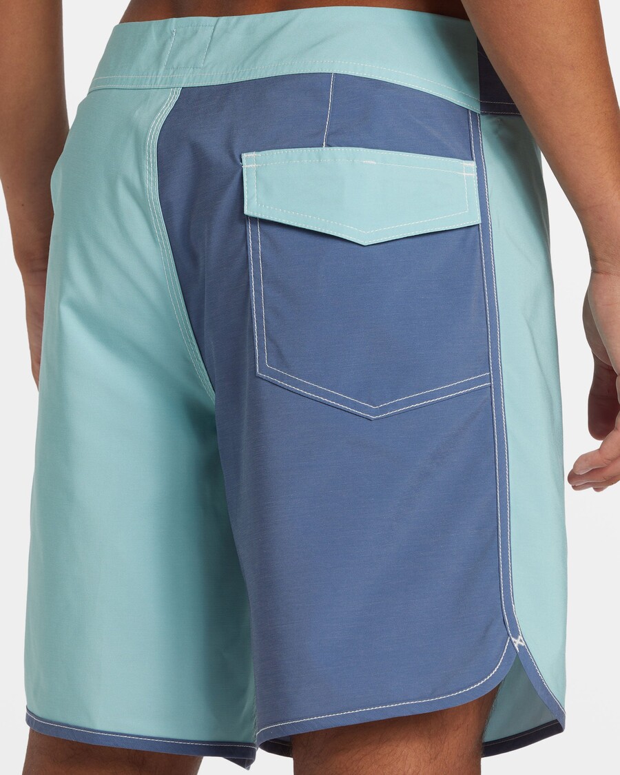 шорты Quiksilver Original с фестонами Jester 18 дюймов, винтажный цвет индиго