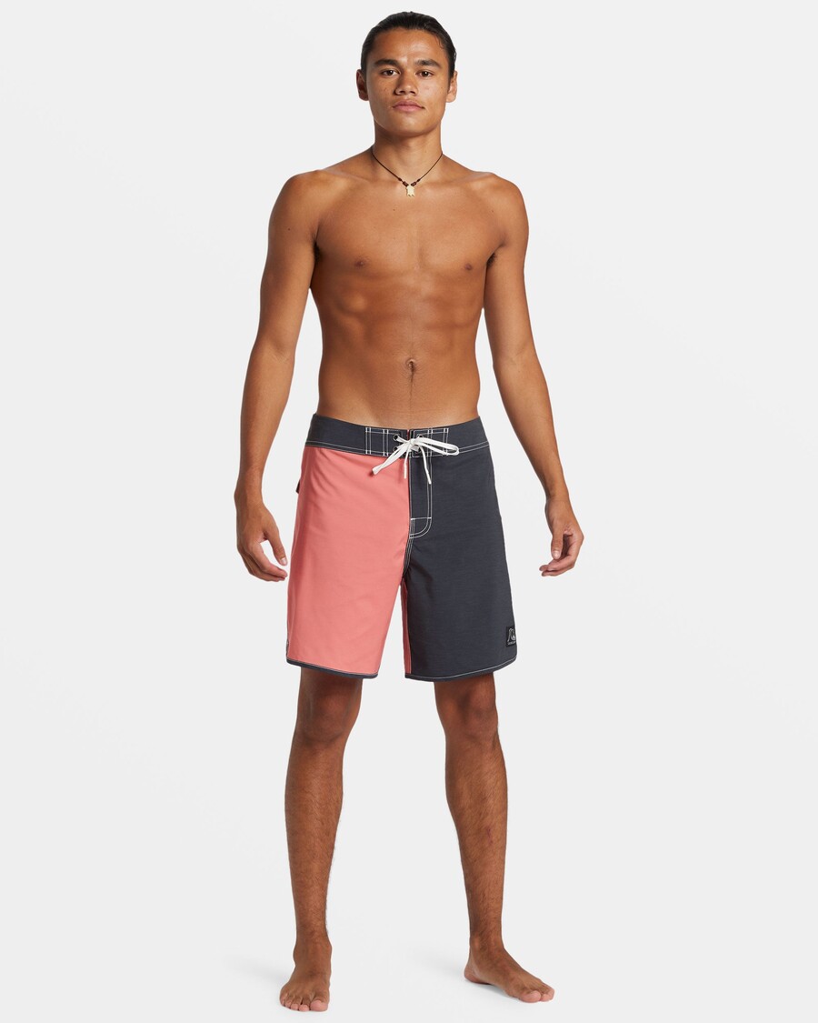 Quiksilver Alkuperäiset Scallop Jester 18" Boardshortsit - Mustat