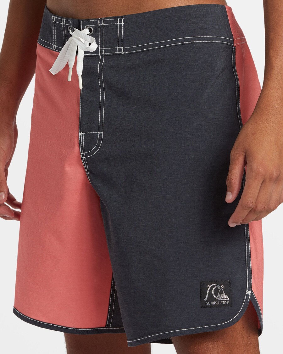 Quiksilver Alkuperäiset Scallop Jester 18" Boardshortsit - Mustat