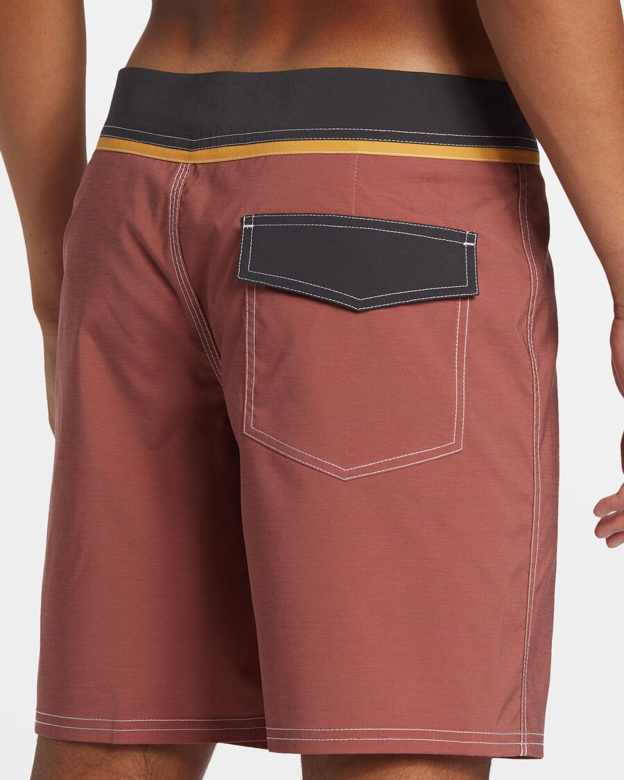 Quik Silver Original Straight Leg Solid 18" Boardshorts - Henna