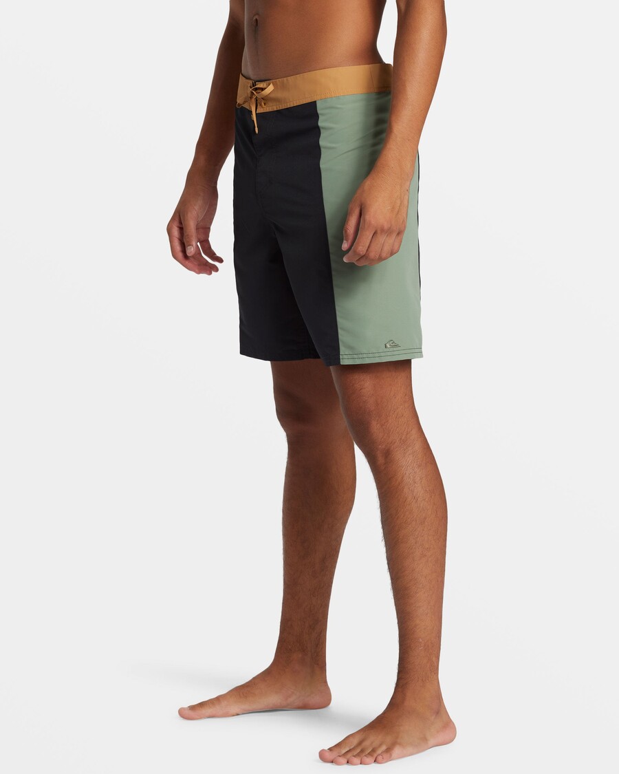 Quik Silver Made Better 18.5" Boardshorts - Grape Shake