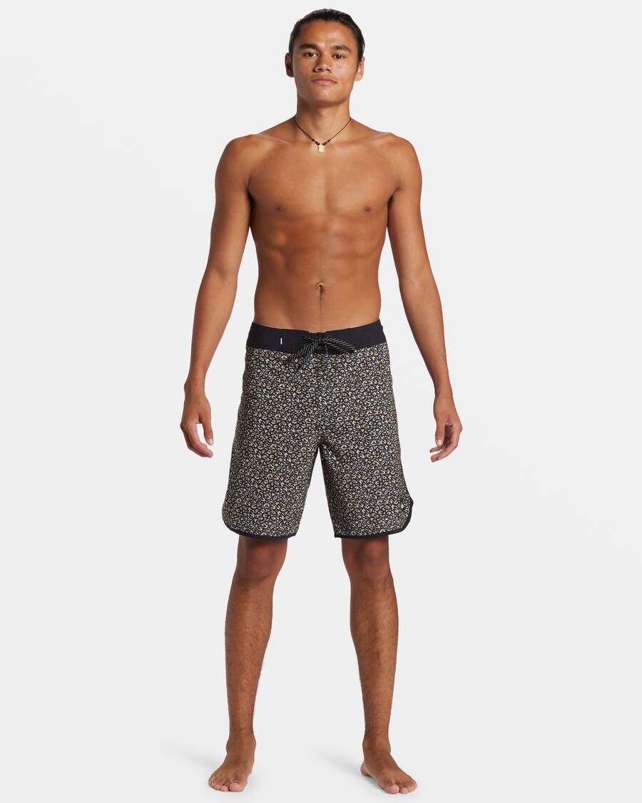Quik Silver Highline Scallop 19" Boardshorts - Tarmac