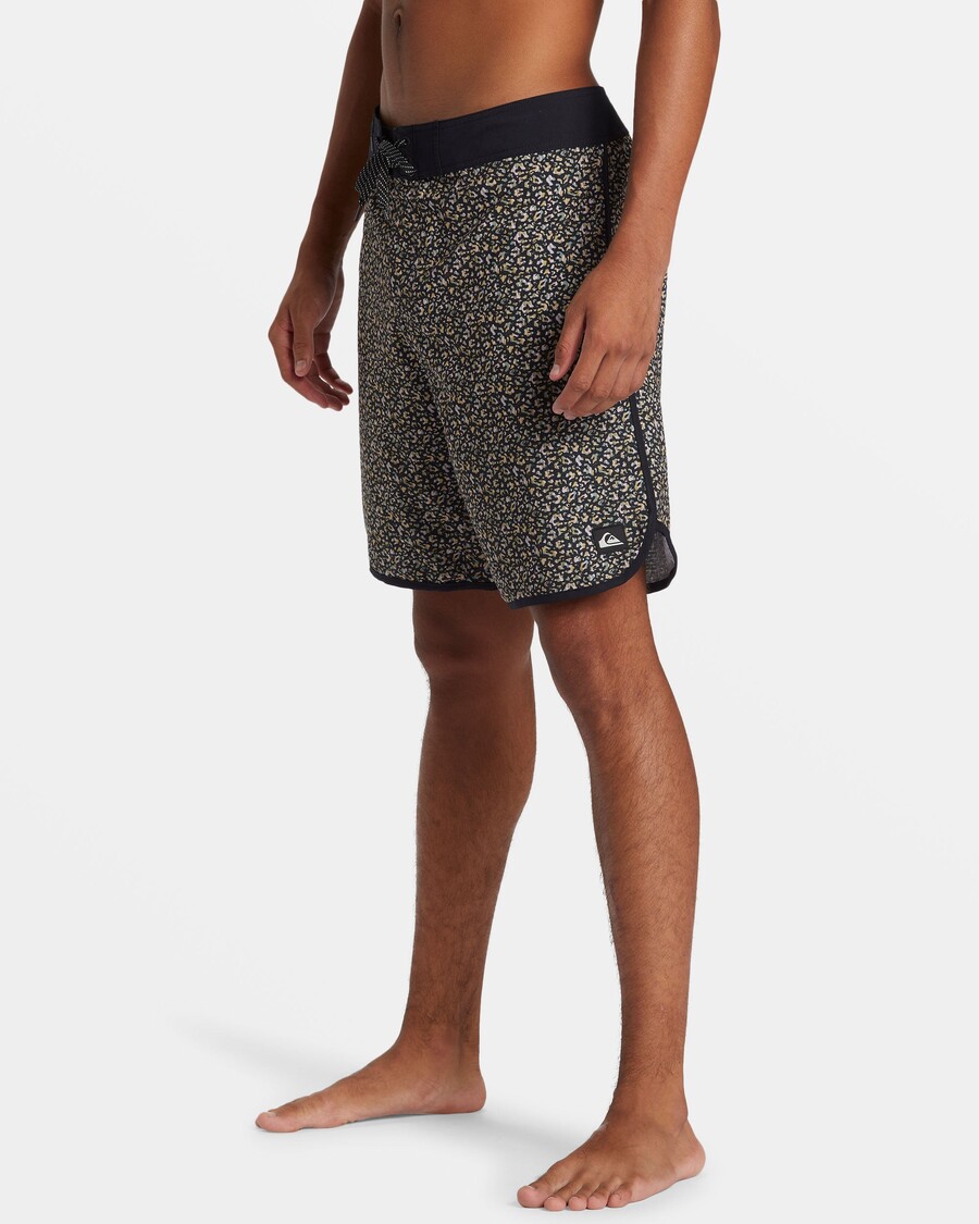 Quik Silver Highline Scallop 19" Boardshorts - Tarmac