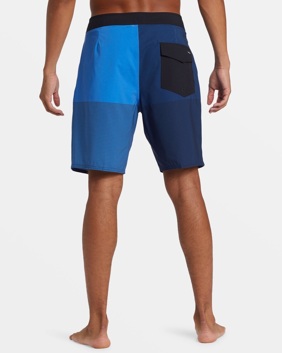 Quik Silver Highline Straight Leg 19" Boardshorts - Estate Blue