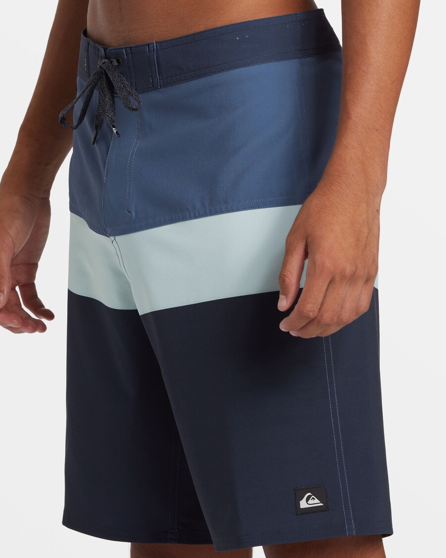 Quik Silver Surfsilk Panel 20" Boardshorts - Vintage Indigo