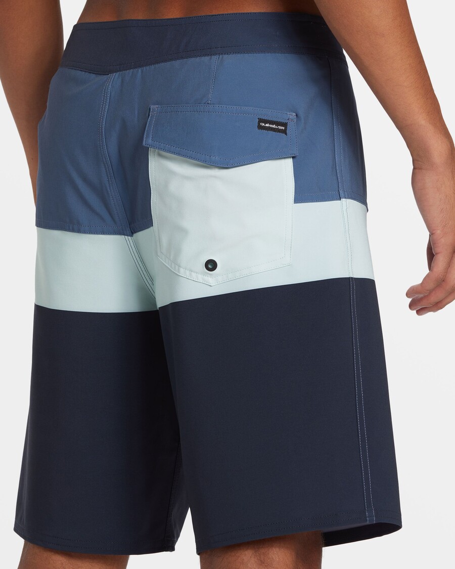 Quik Silver Surfsilk Panel 20" Boardshorts - Vintage Indigo