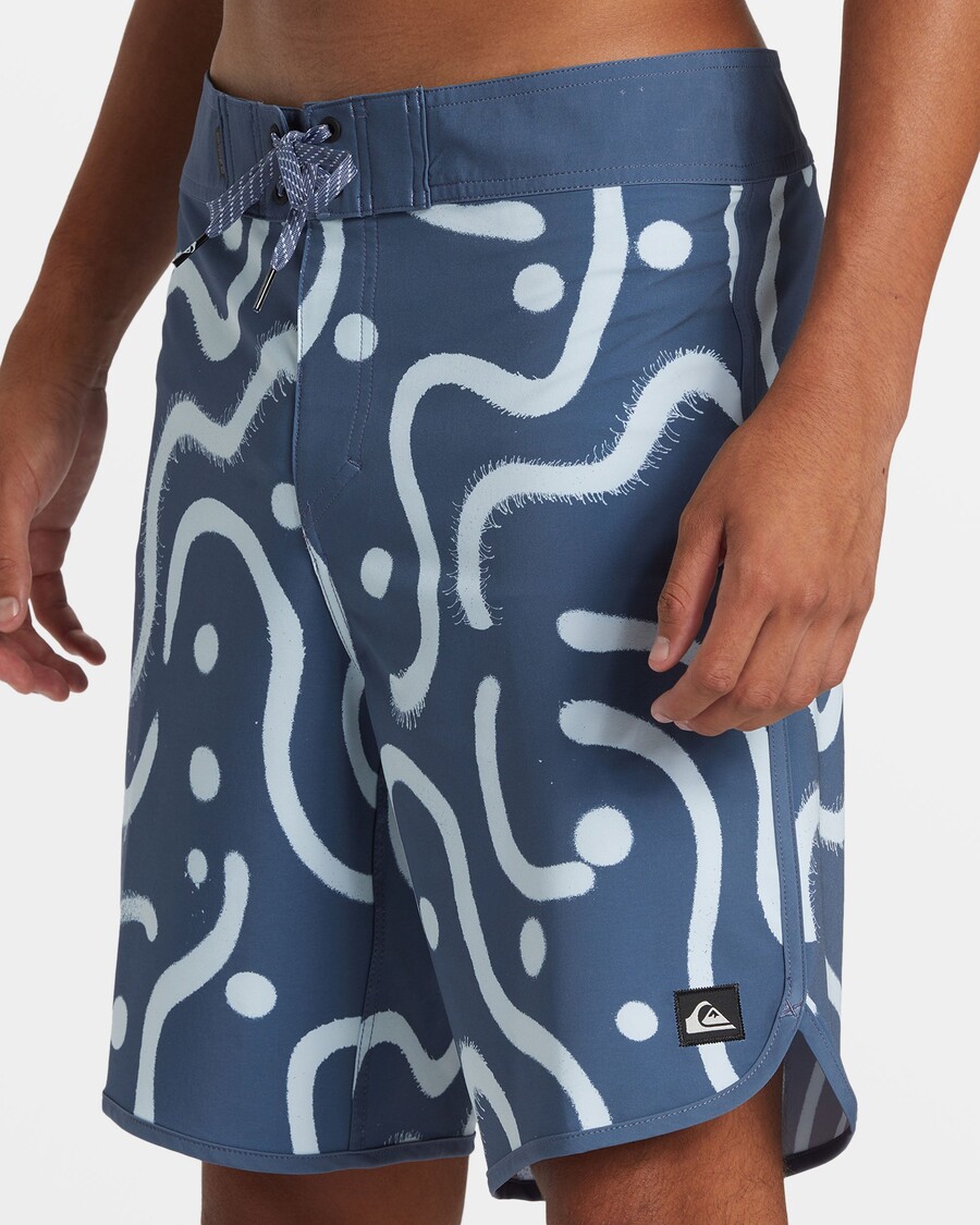 Quiksilver Surfsilk Scallop 19" šortky - Vintage Indigo
