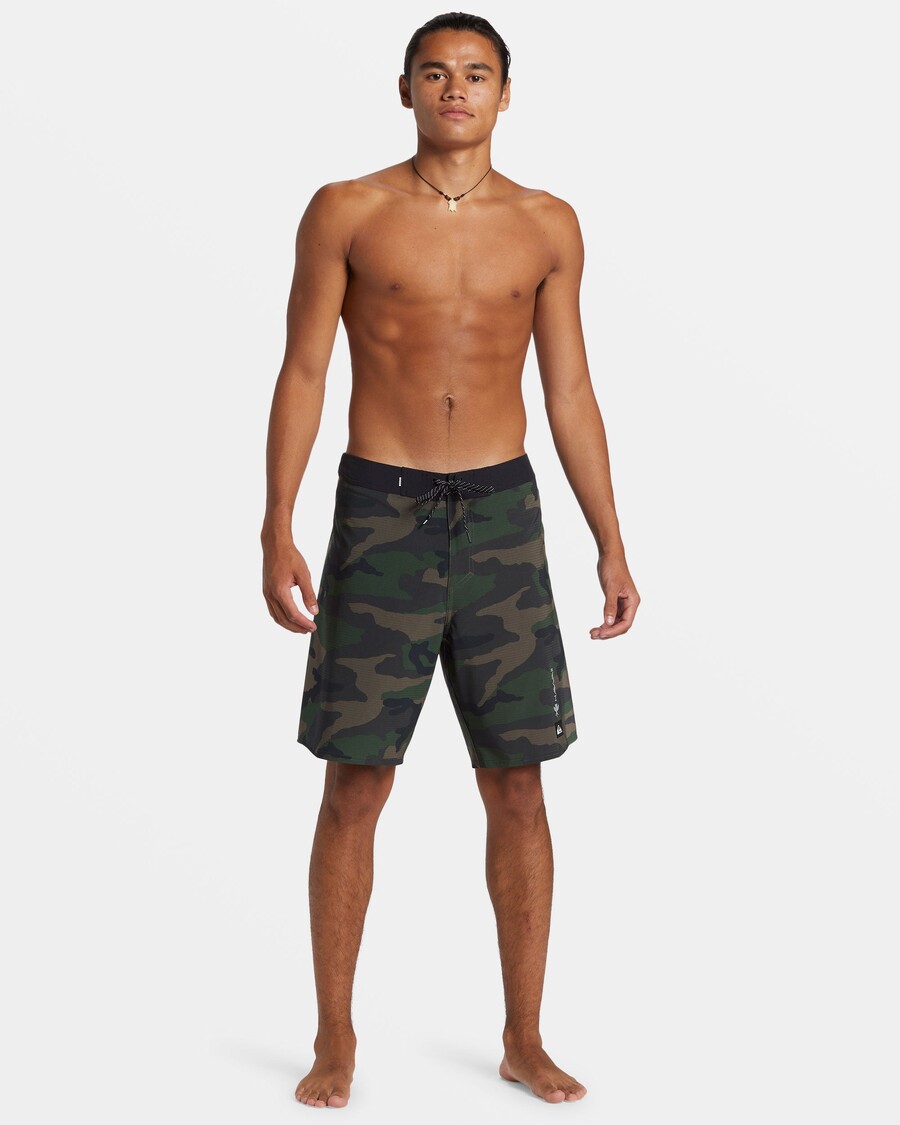 Quik Silver Highline Hawaii Arch 19" Boardshorts - Camo