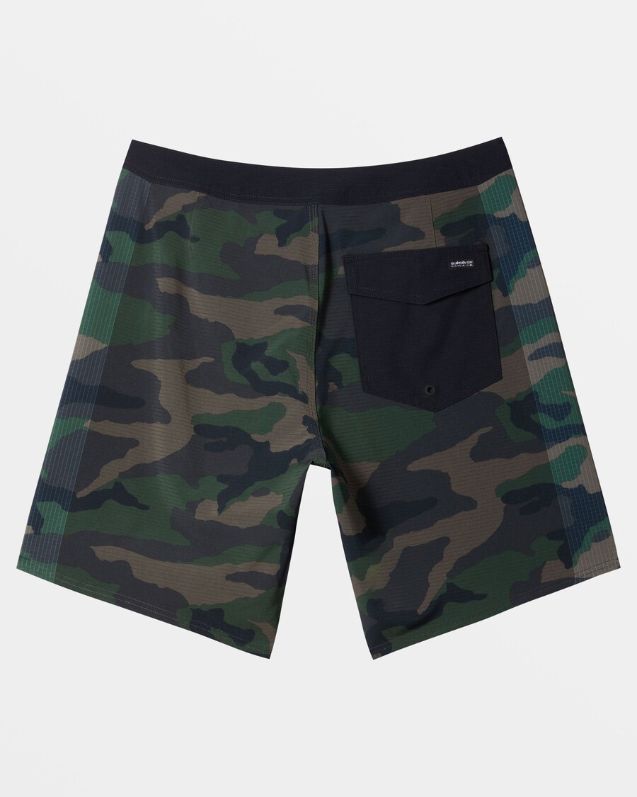 Quik Silver Highline Hawaii Arch 19" Boardshorts - Camo