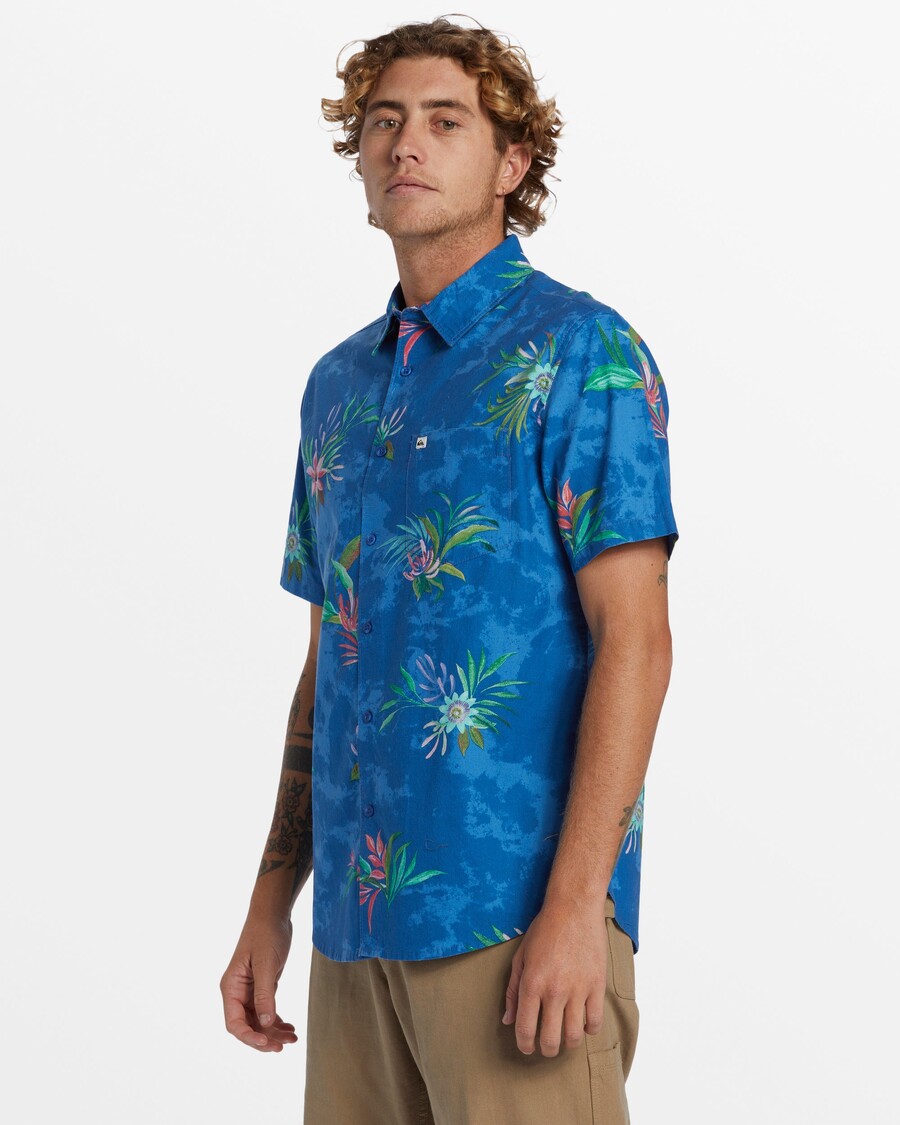 Quik Silver Apero Classic Short Sleeve Shirt -