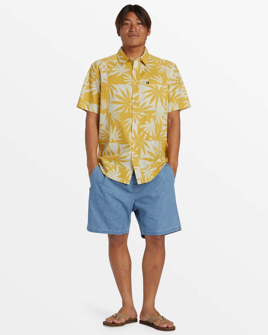 Kemeja Lengan Pendek Quiksilver Apero Klasik -