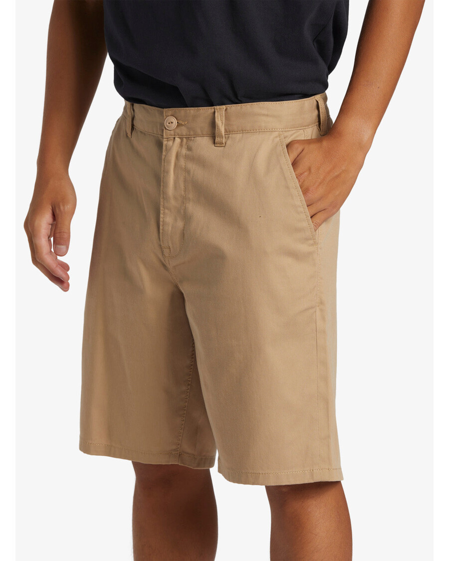 Quik Silver Crest Chino 21" Shorts - Plage