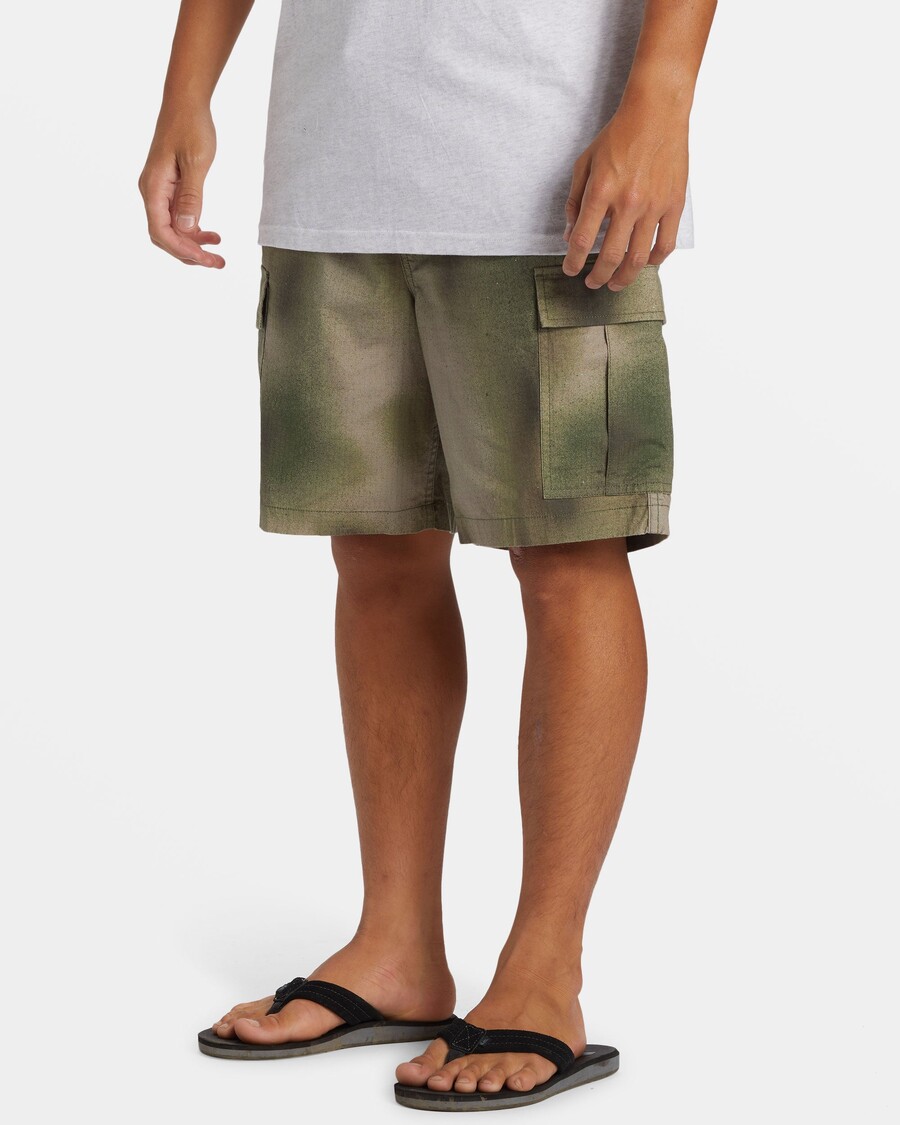 Quik Silver Taxer Cargo Shorts -