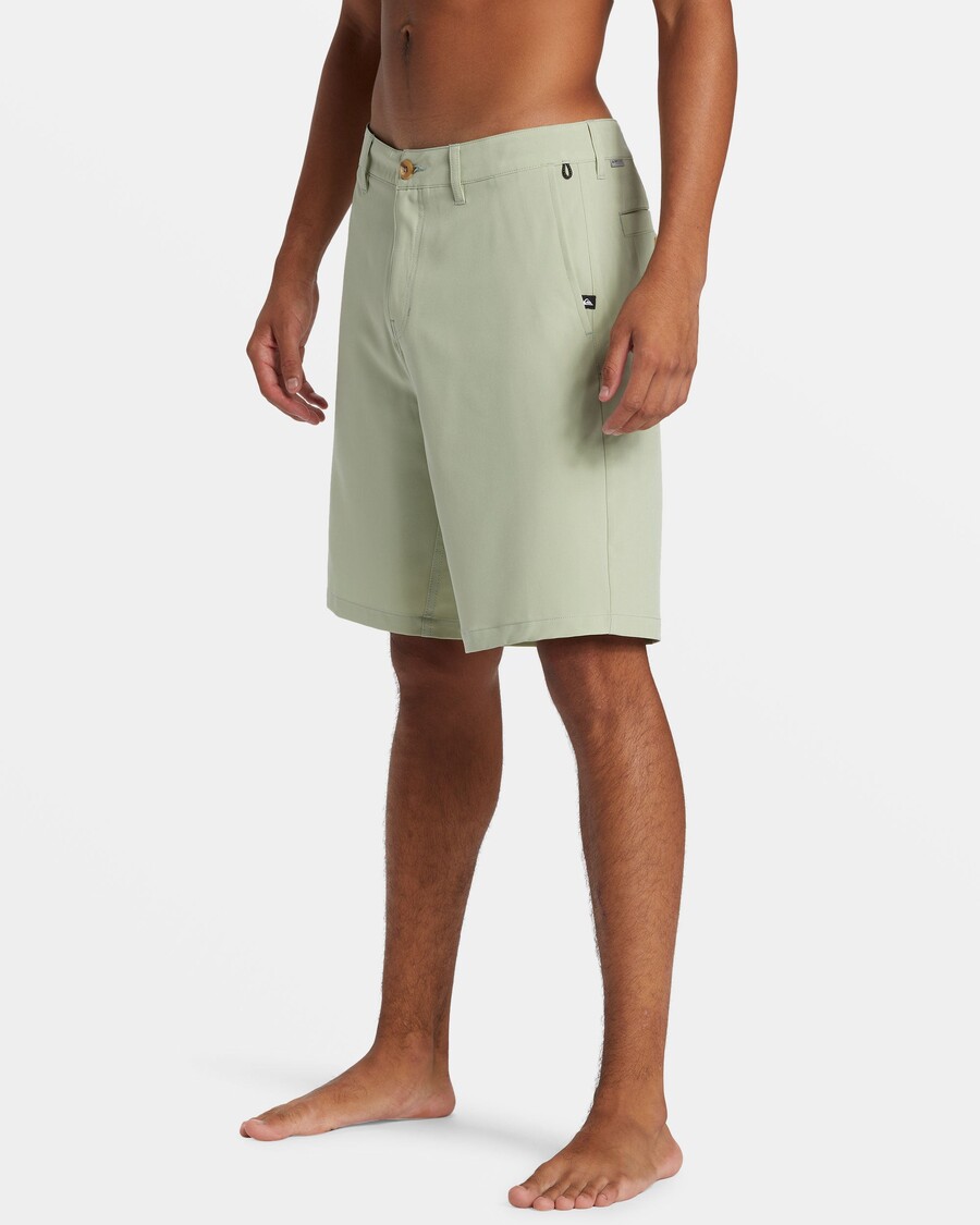 Quik Silver Union Amphibian 20" Hybrid Shorts - Desert Sage