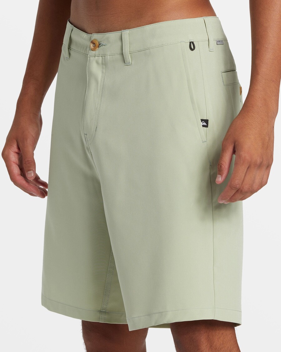 Quik Silver Union Amphibian 20" Hybrid Shorts - Desert Sage