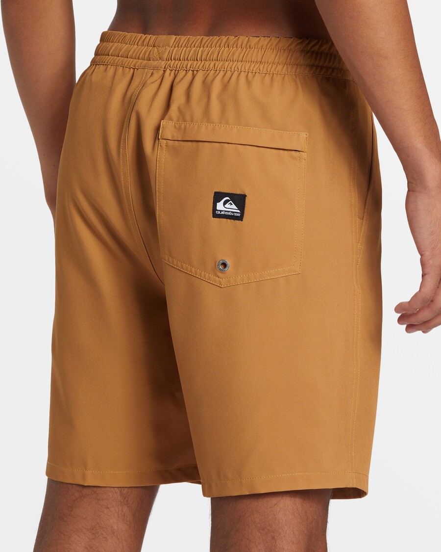 Quik Silver Taxer Amphibian 18" Hybrid Shorts - Bone Brown