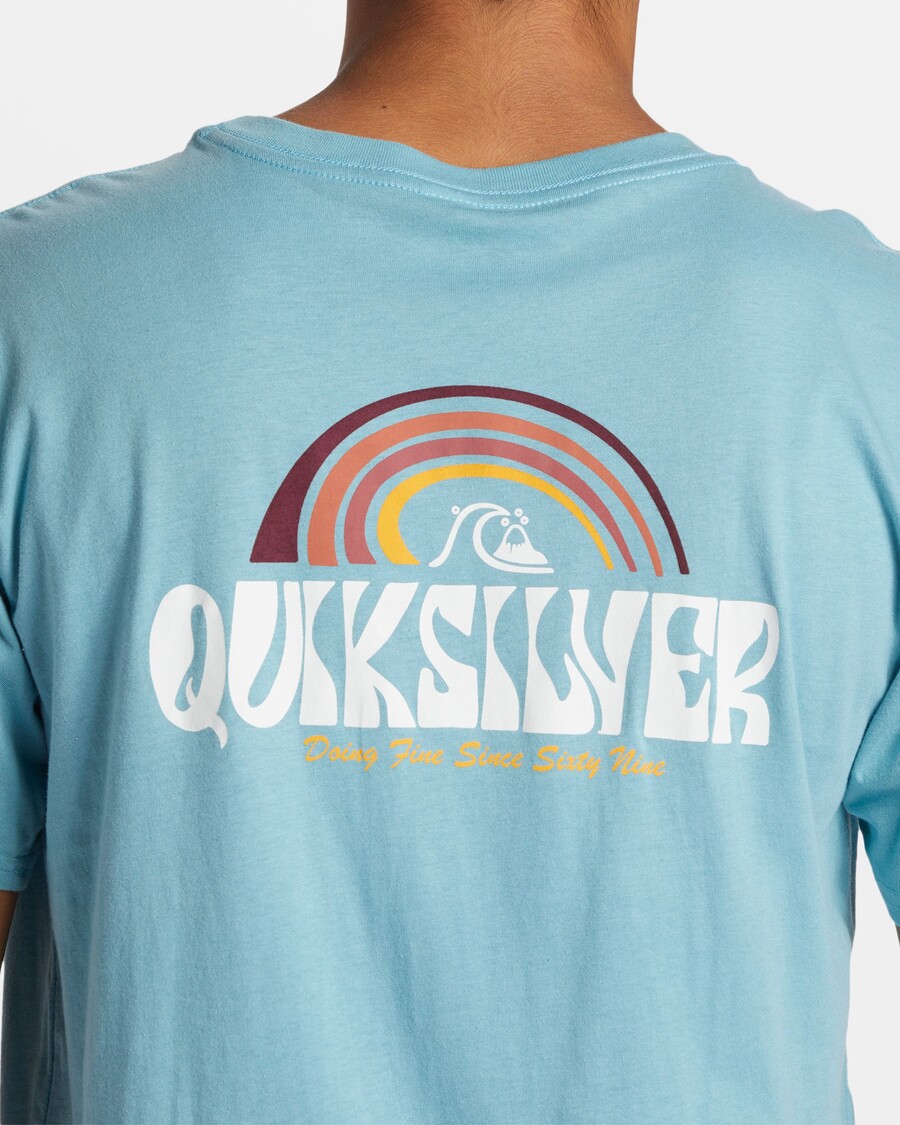 куик сребрна мајица изнад облака - гребенске воде