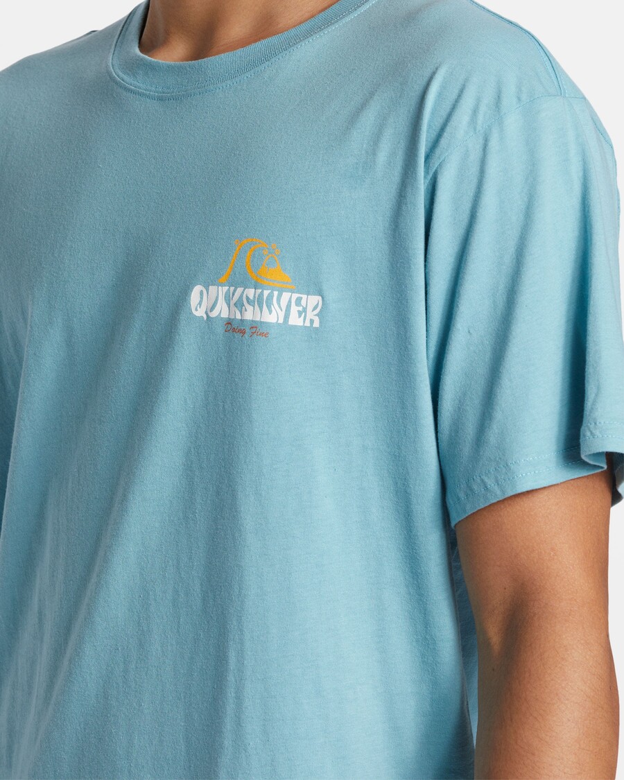 куик сребрна мајица изнад облака - гребенске воде