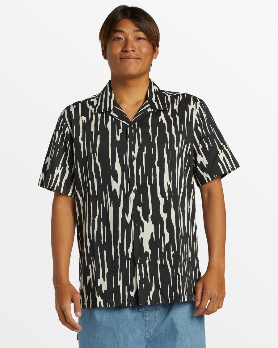 Quik Silver Ripples DNA Island Short Sleeve Shirt - Black Ripples Dna Ss