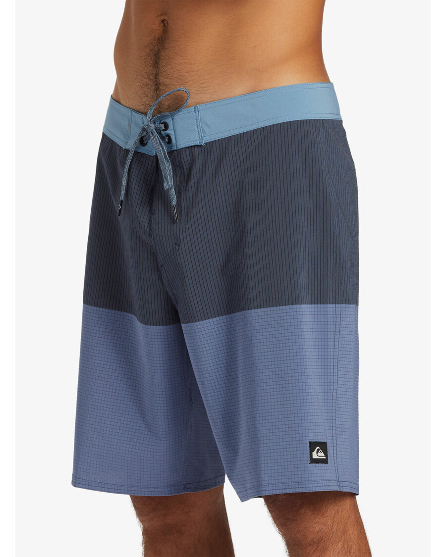 Quiksilver Highline 19" Boardshort Met Rechte Pijpen - Donkerblauw