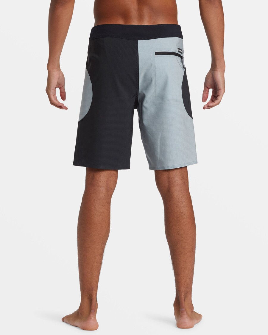 Quik Silver Highline Pro Straight 19" Boardshorts - Quarry
