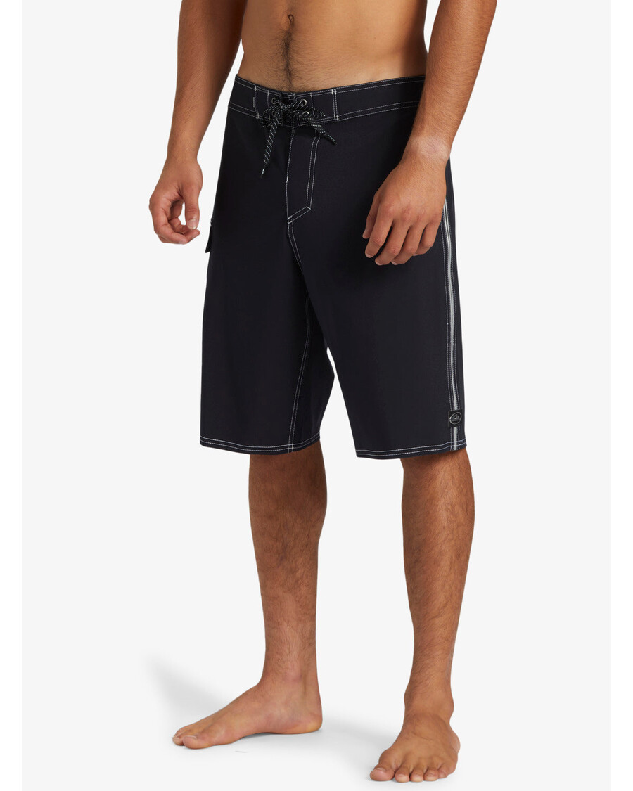 Quik Silver Saturn Solid 21" Boardshorts - Black