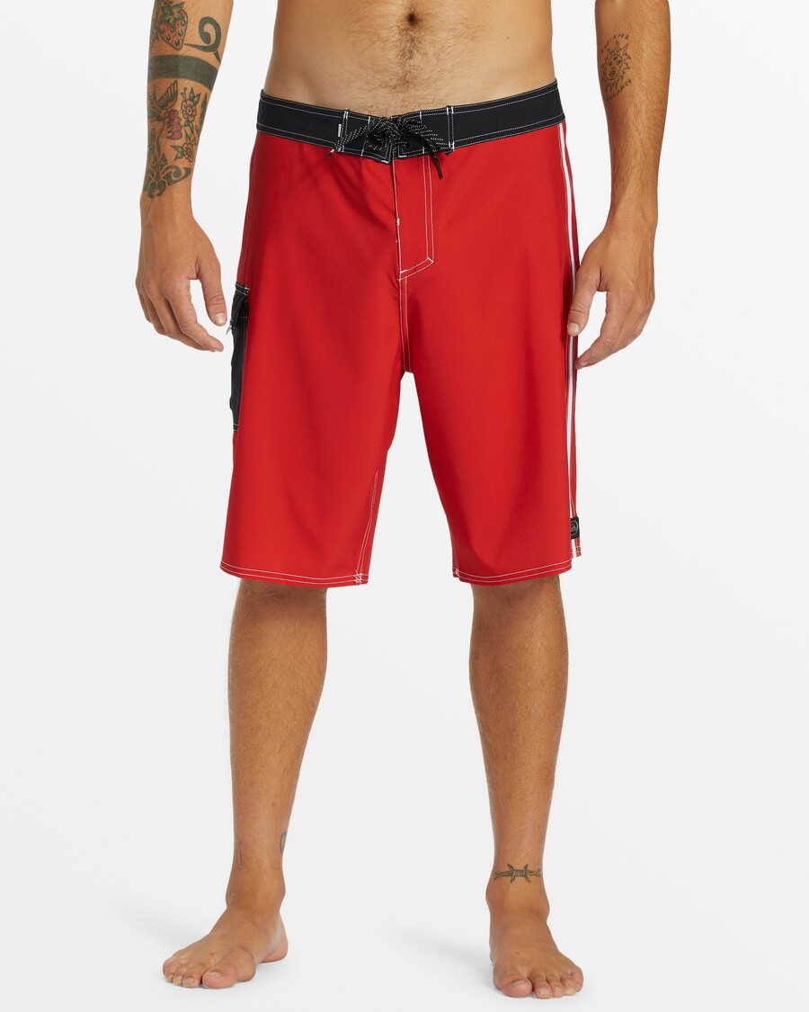 Quiksilver Saturn Solid 21" Boardshorts - Salsa