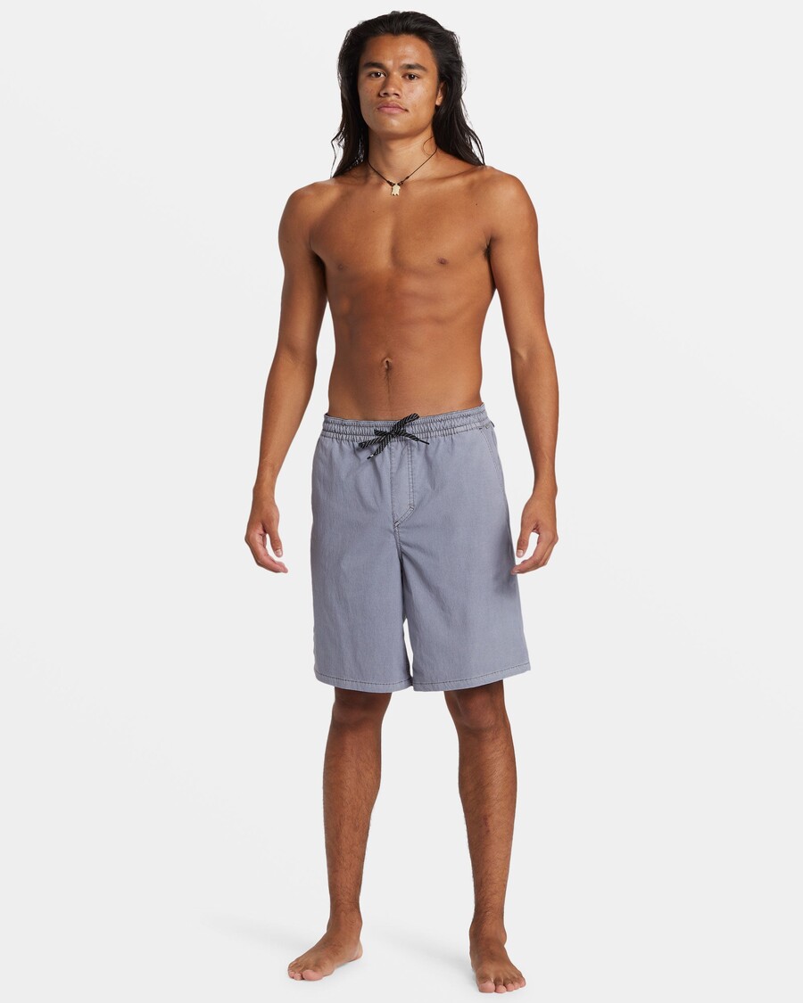 Quicksilver Ortuťové 20" Hybridné šortky Obojživelníka - čierne