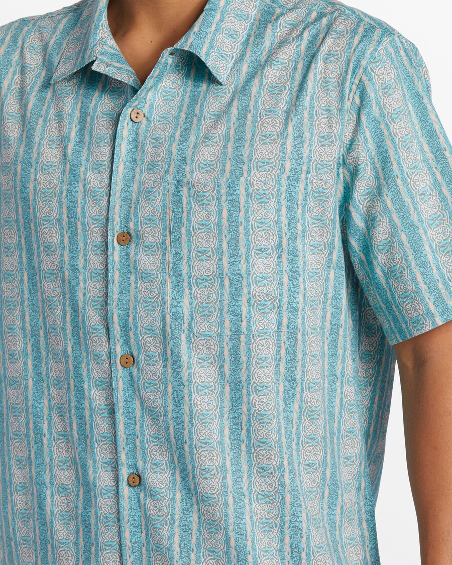 Quik Silver Pool Party Casual Short Sleeve Shirt - Capri Pacific Tribe Ss