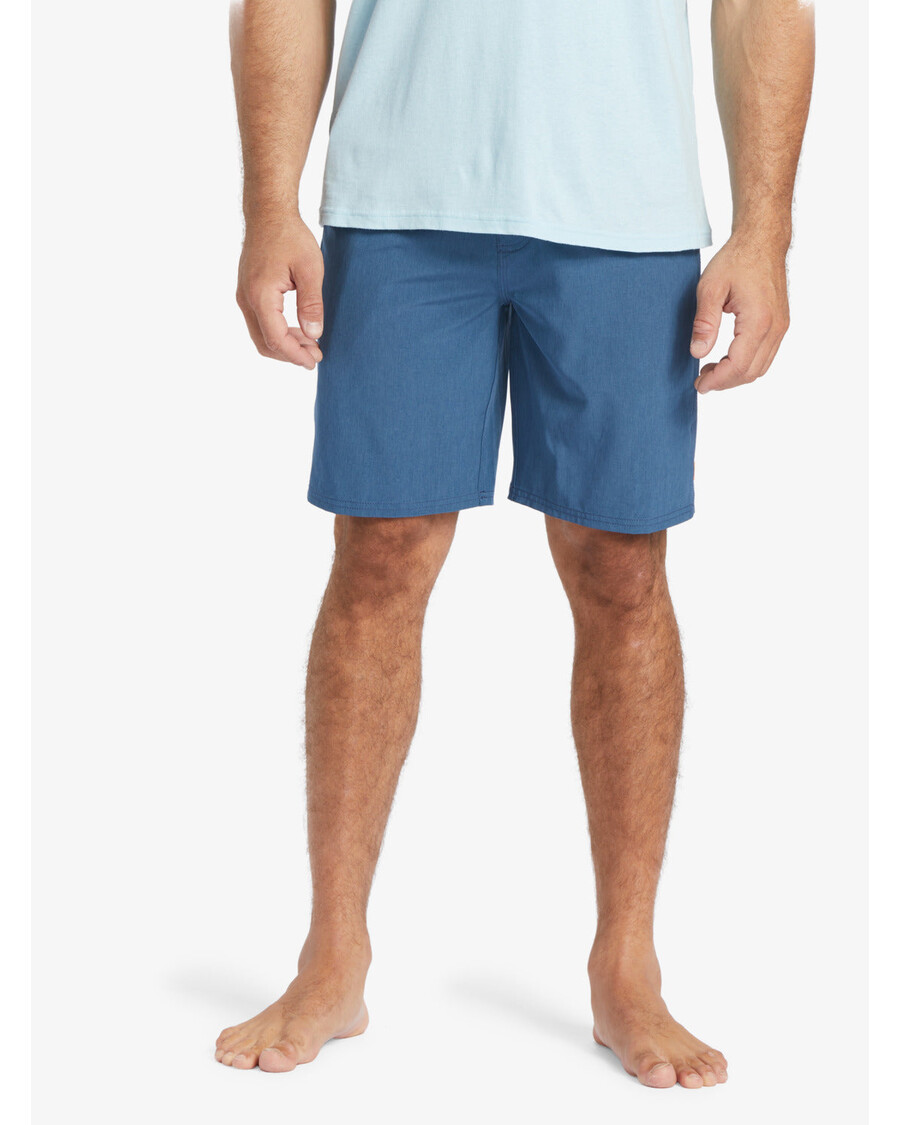 Quik Silver Waterman Suva 20" Amphibian Hybrid Shorts - Ensign Blue