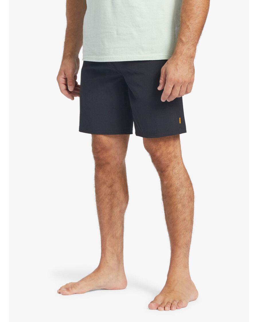 Quik Silver Waterman Suva 20" Amphibian Hybrid Shorts - Black