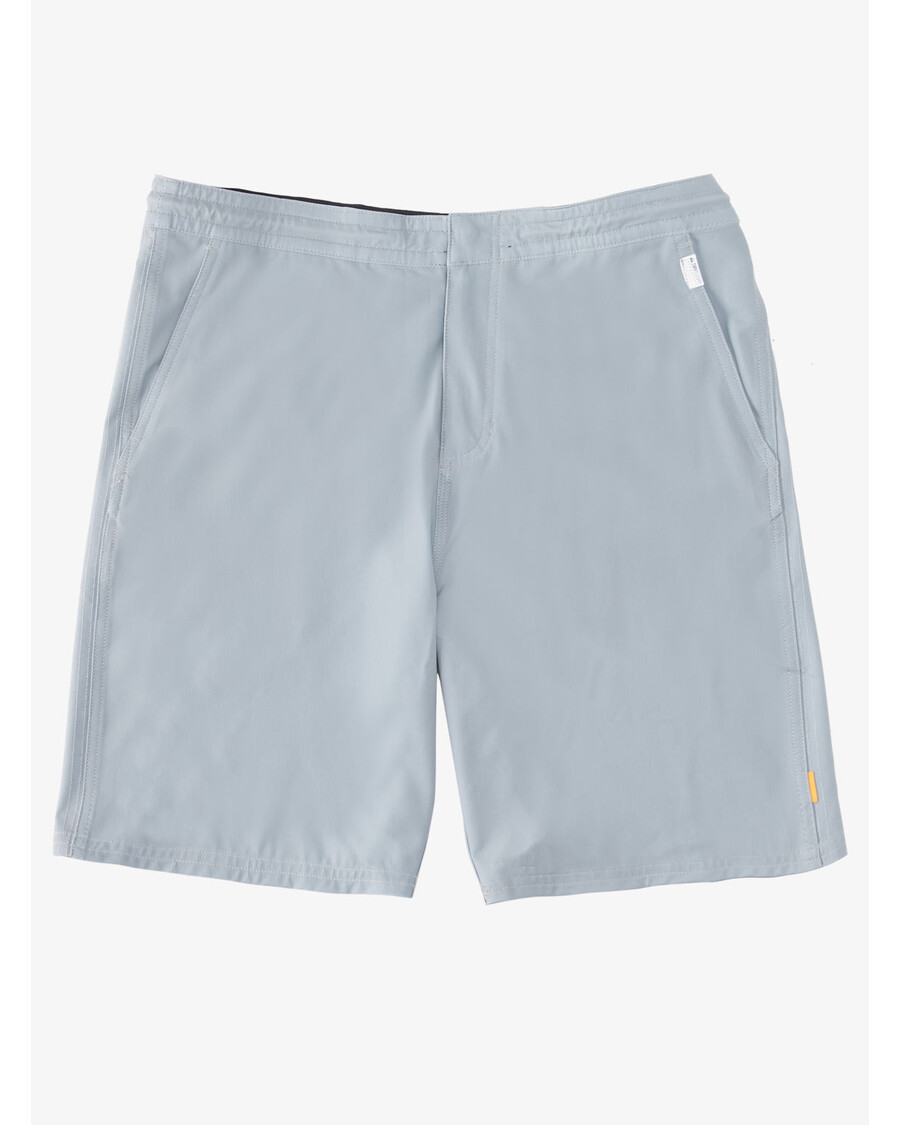 Quiksilver Waterman Suva 20" Vodozemne Hibridne Kratke Hlače - Koža Morskog Psa