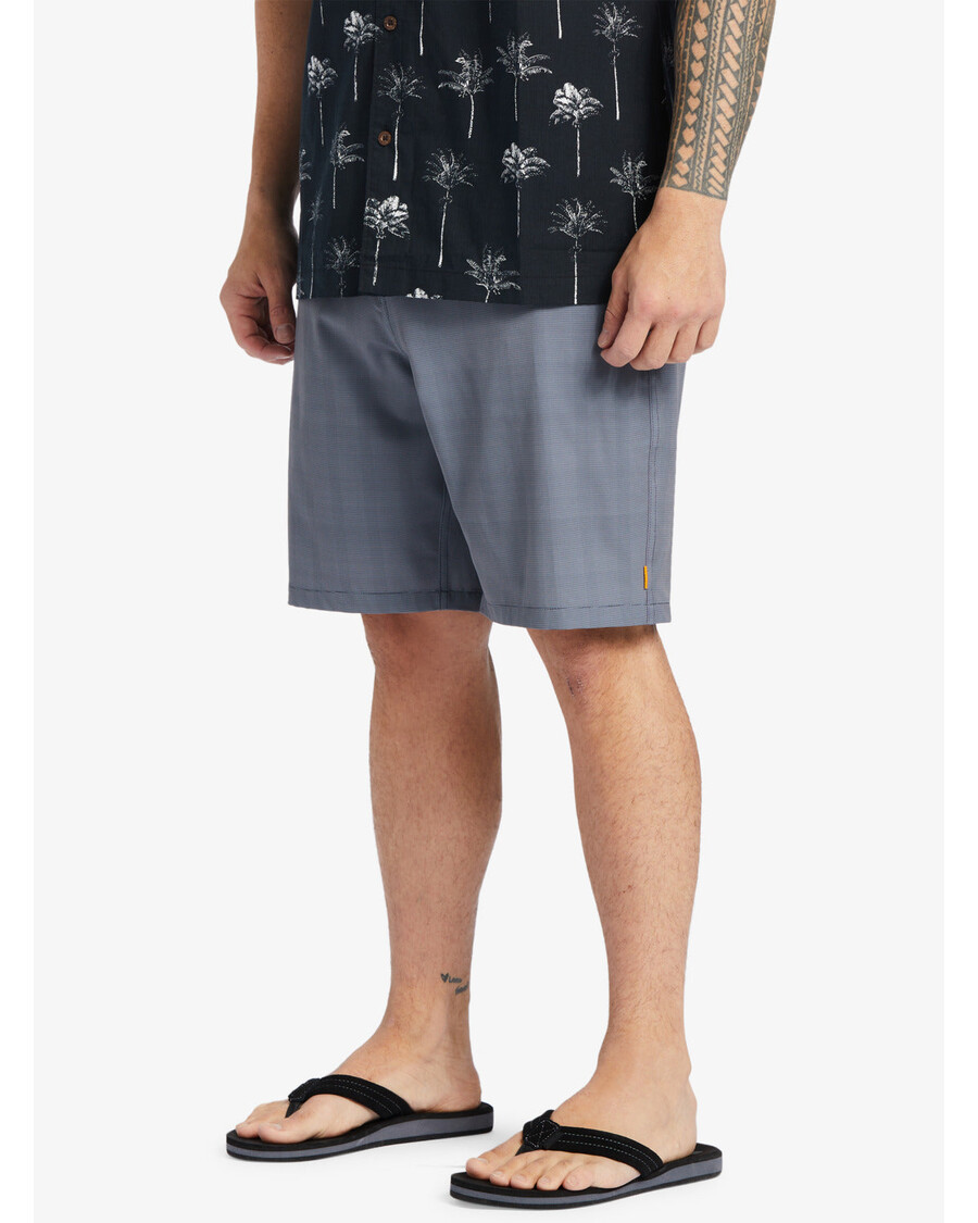 Quik Silver Waterman Backwater 20" Amphibian Boardshorts - Black