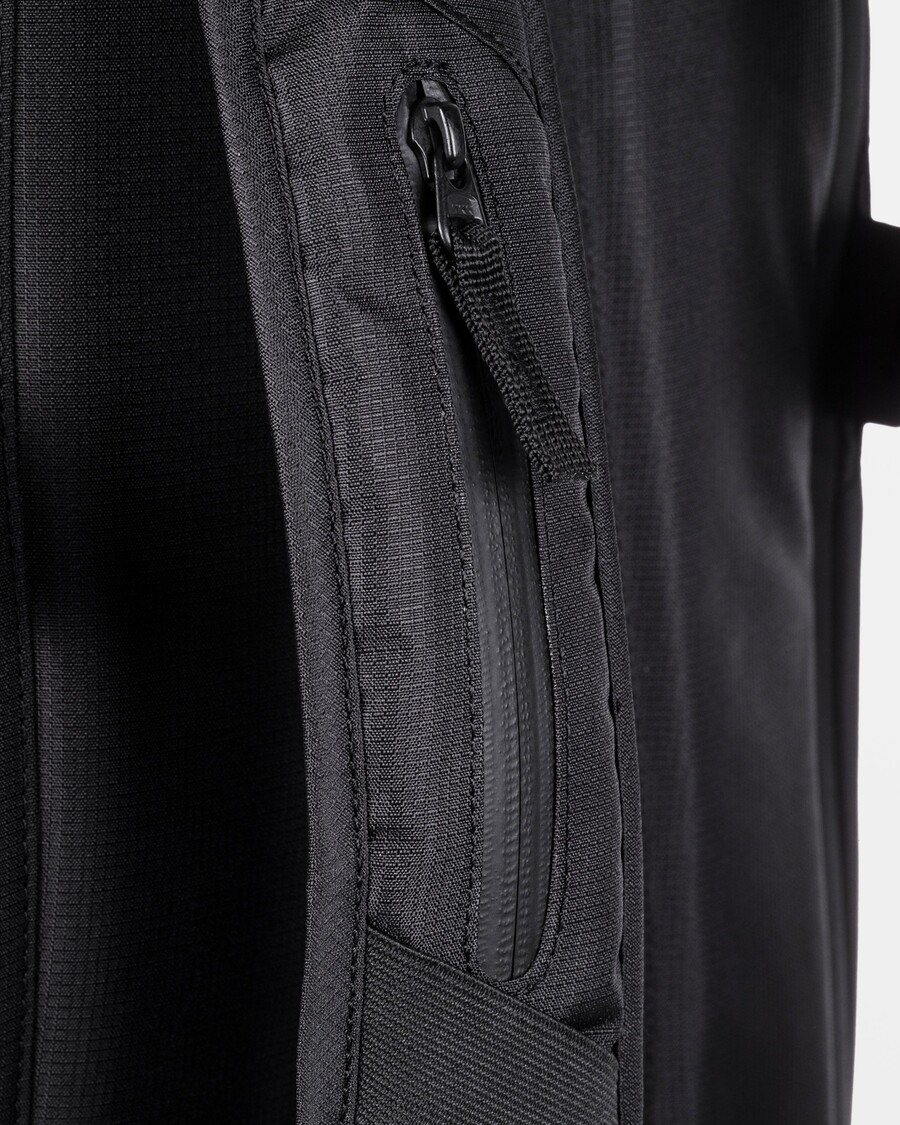 Quik Silver Travis Rice x Quiksilver Platinum 18L Small Backpack - True Black