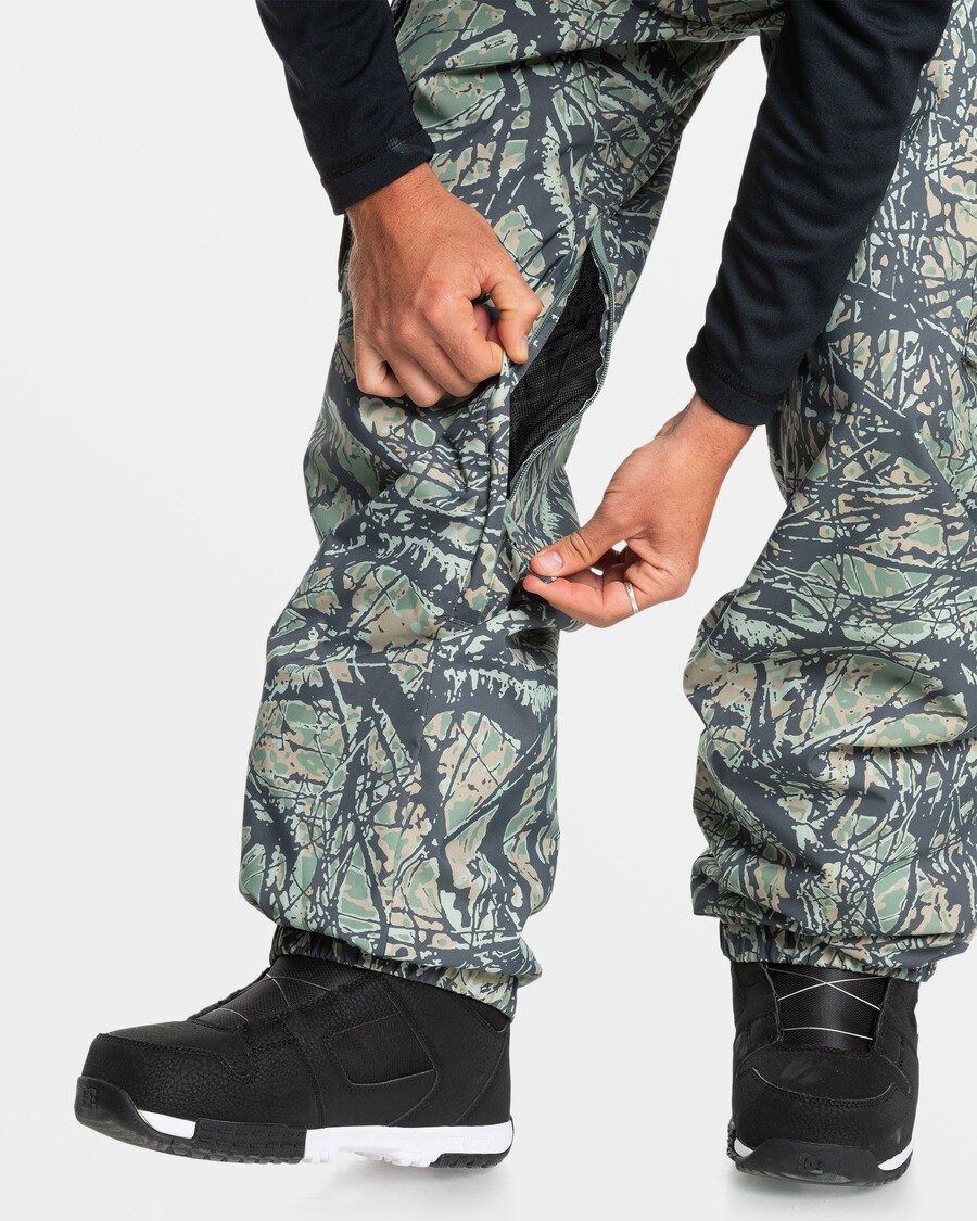 Quik Silver Snow Down Snow Pants - Woodland Abstract Sea Spray