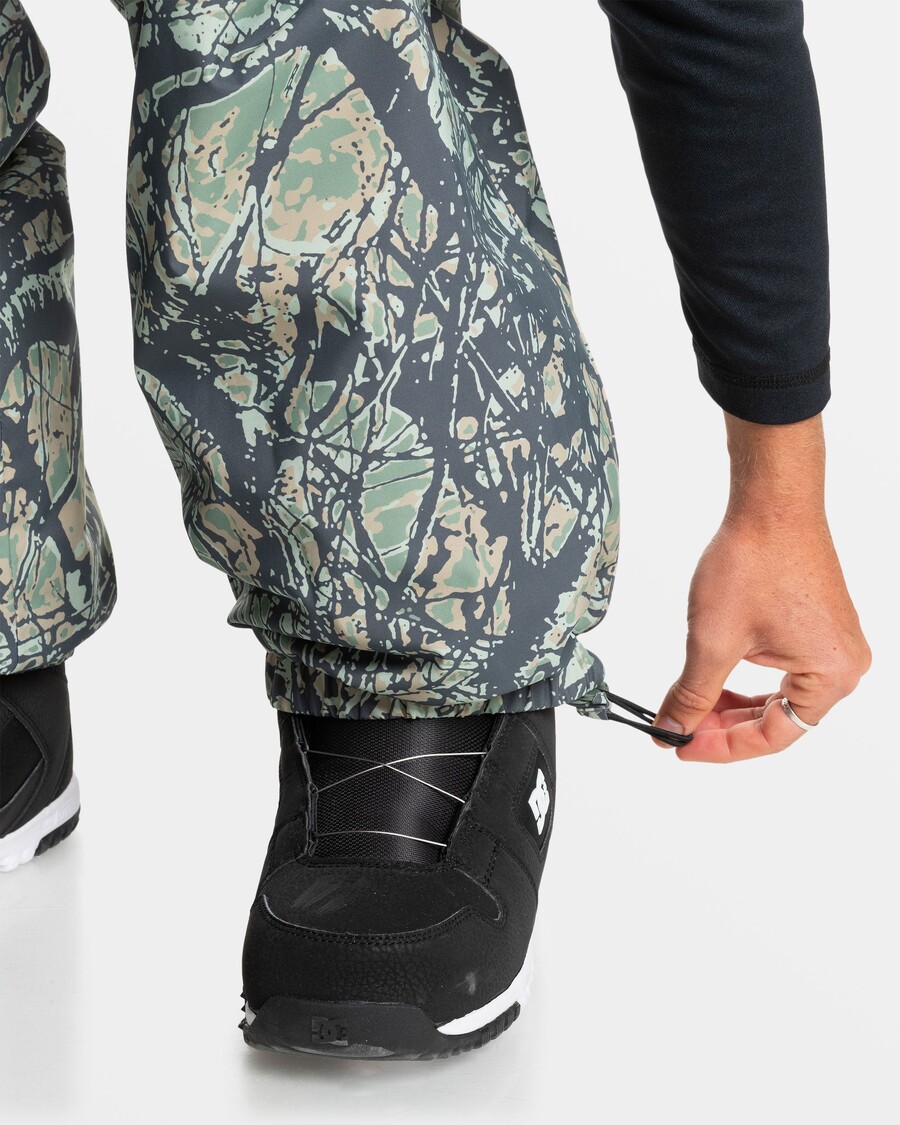 Quik Silver Snow Down Snow Pants - Woodland Abstract Sea Spray